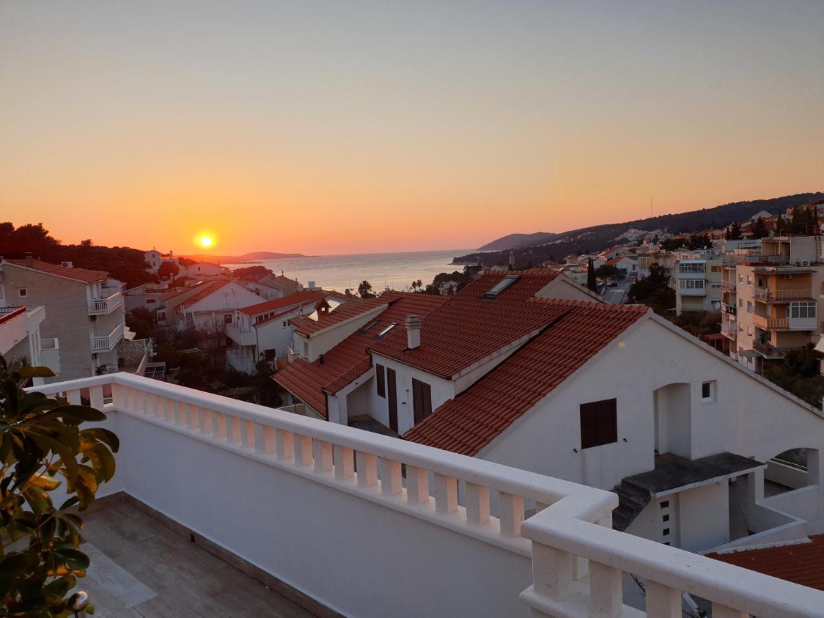 Apartments Bubalo Хвар Екстериор снимка