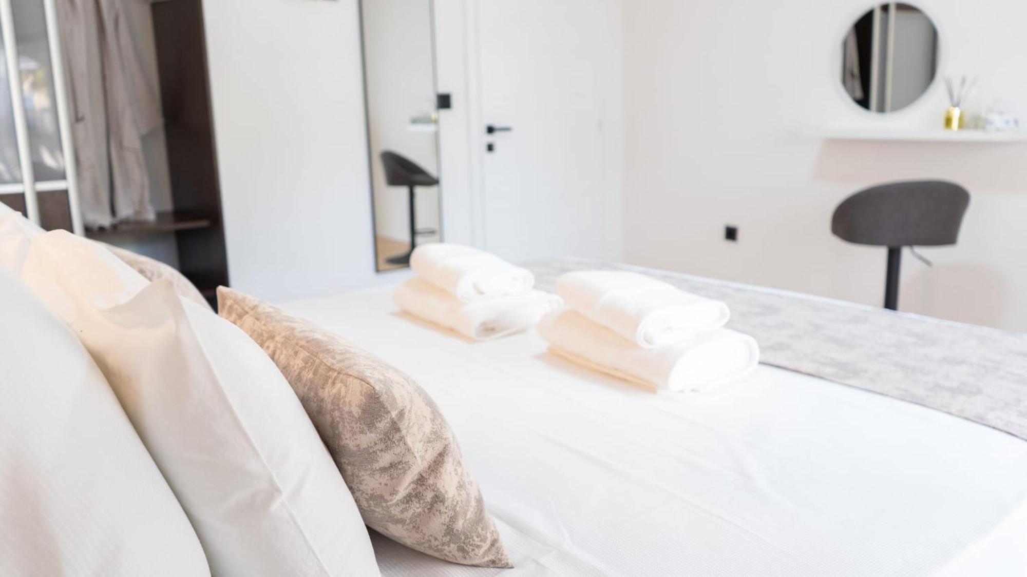 Apartments Bubalo Хвар Екстериор снимка