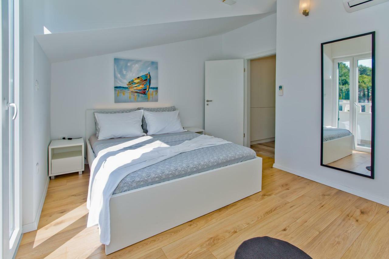 Apartments Bubalo Хвар Екстериор снимка