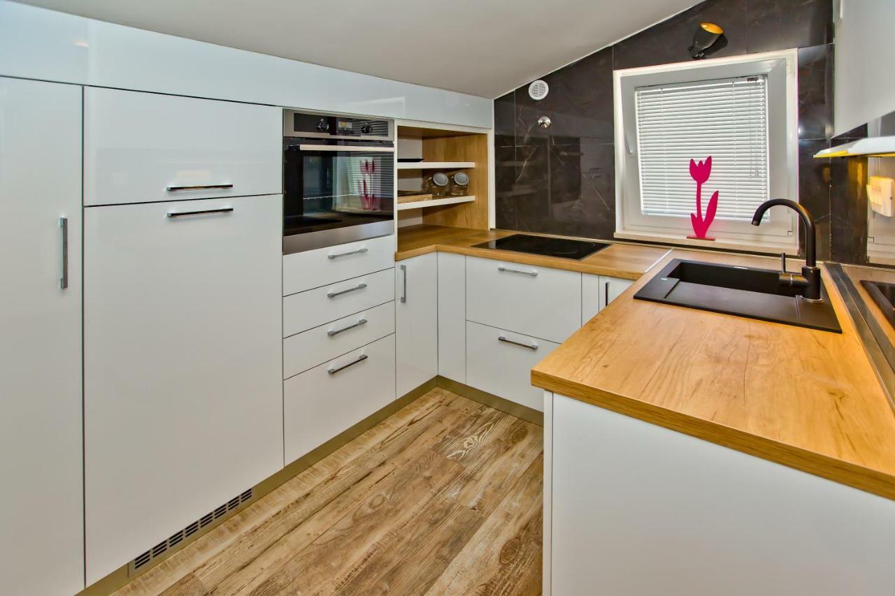 Apartments Bubalo Хвар Екстериор снимка