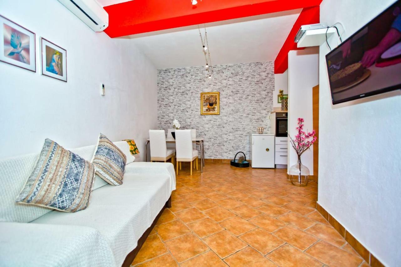 Apartments Bubalo Хвар Екстериор снимка