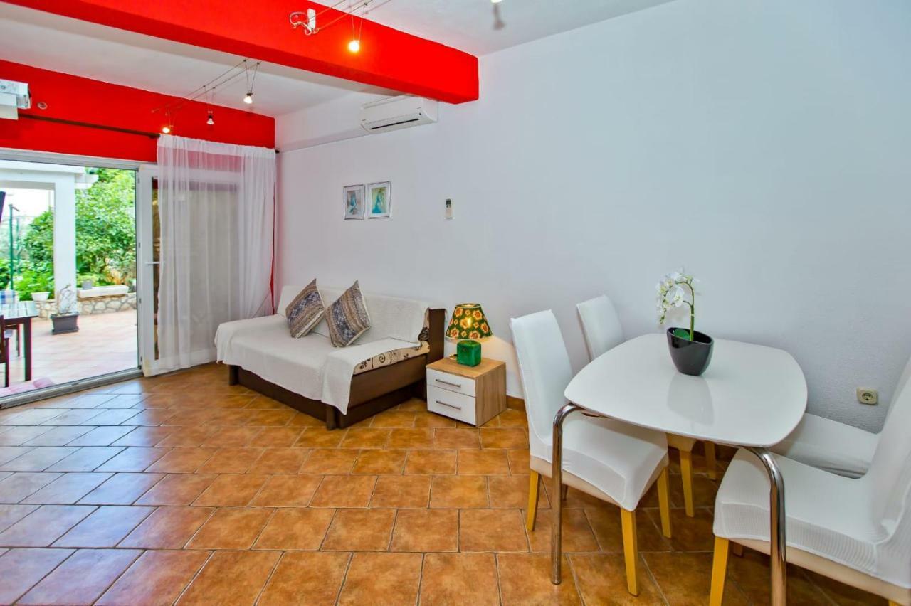 Apartments Bubalo Хвар Екстериор снимка