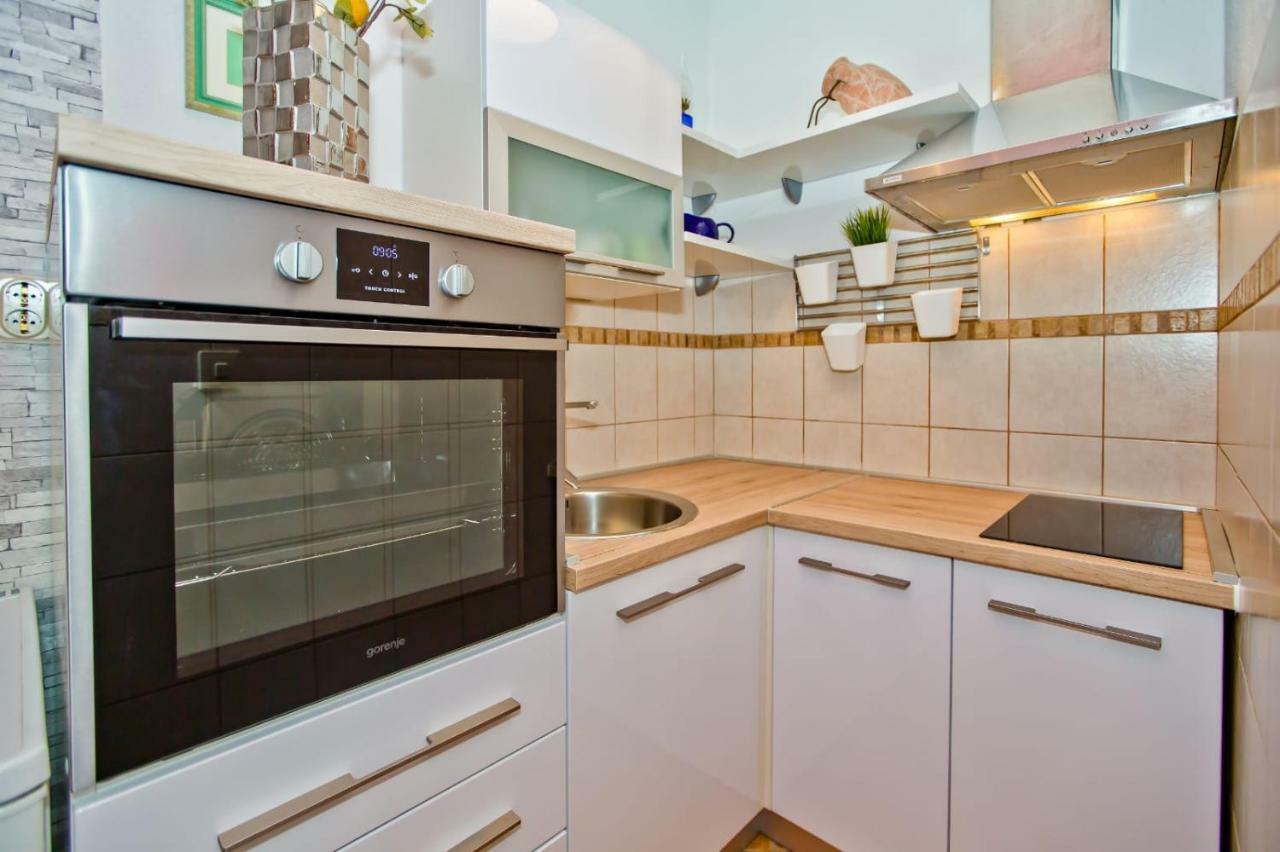 Apartments Bubalo Хвар Екстериор снимка