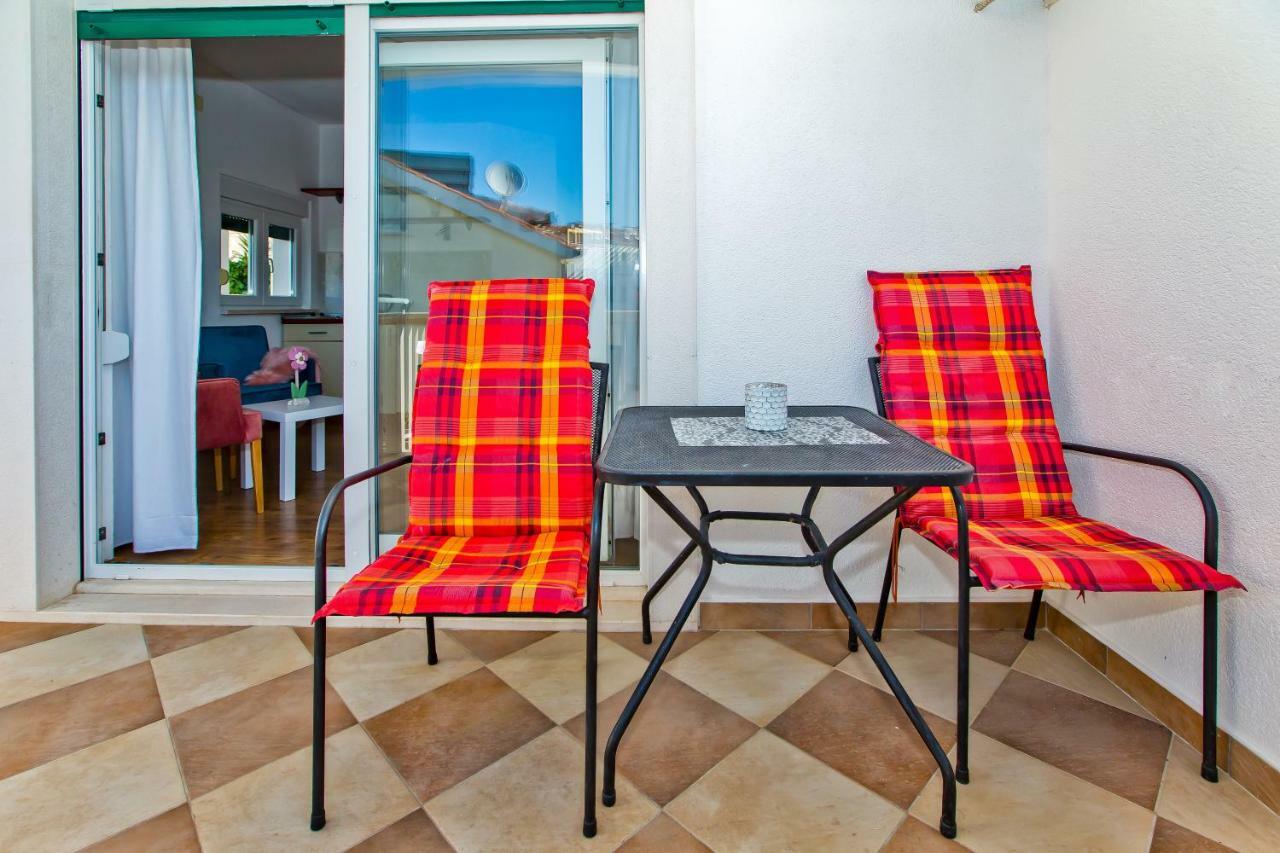 Apartments Bubalo Хвар Екстериор снимка